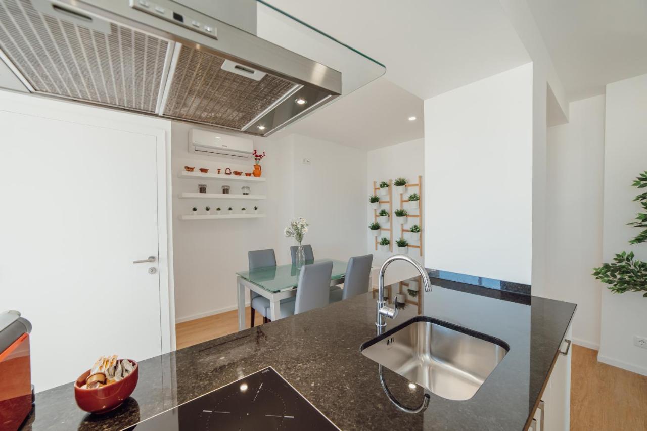 Grand Premium Boavista Apartment By Vacationy Porto Exterior photo